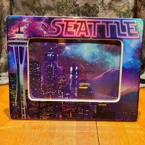 Seattle Skyline Retro Frame Fits 4" X 6" Photo Ceramic Rare Vtg